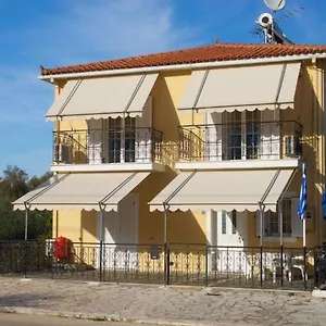dimitris-studios-karavomylos.kefaloniahotels.net/